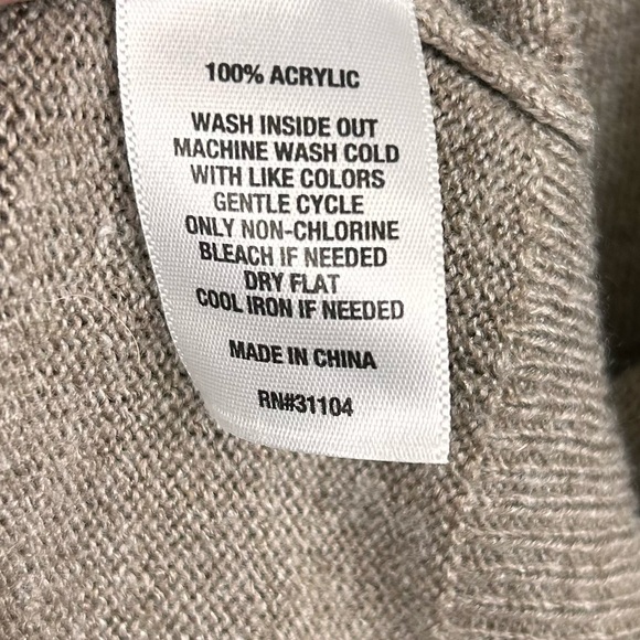 Crown & Ivy Top Women's L Beige Casual Comfort Pull Over Long Sleeve Knit Blouse - Picture 8 of 9